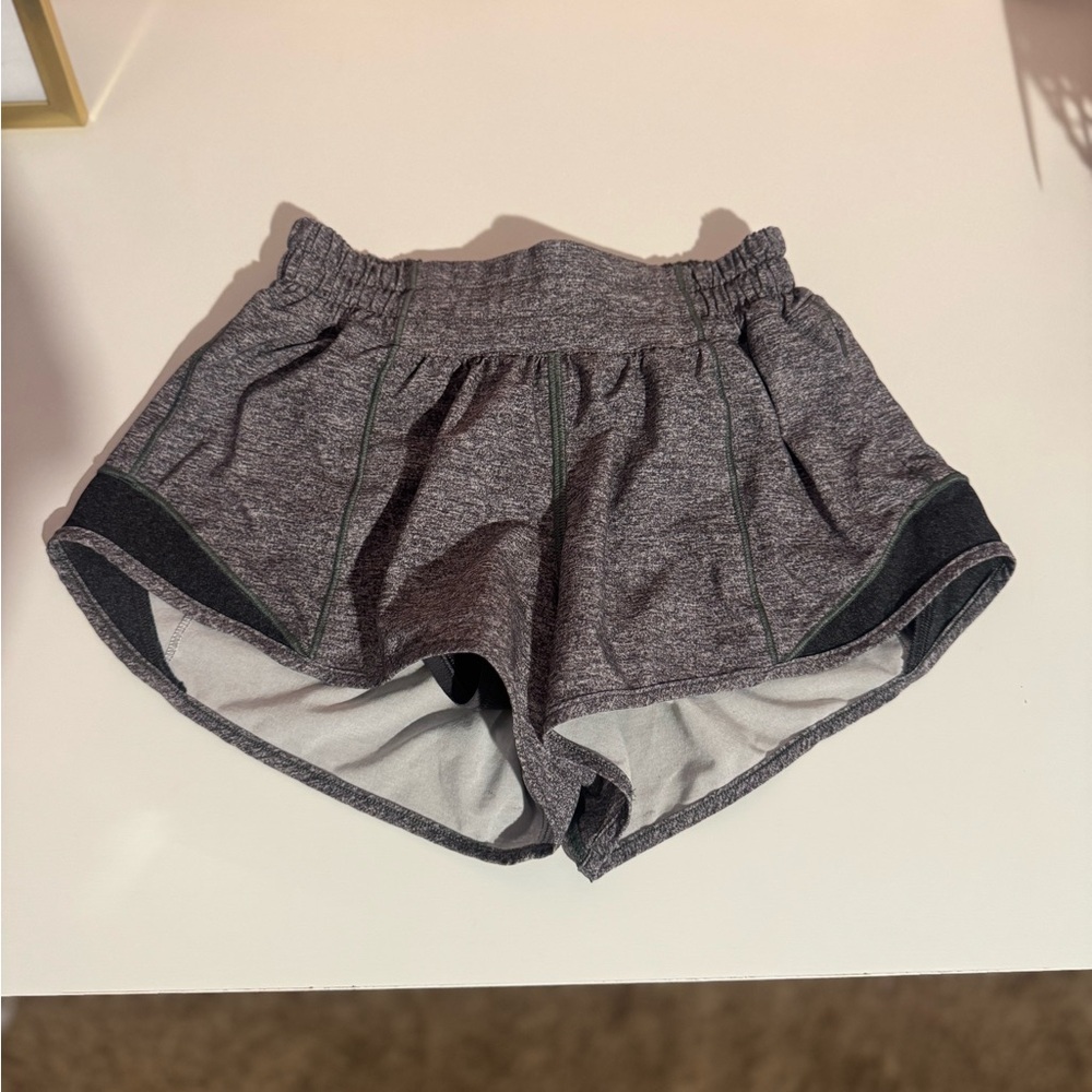 Hotty Hot Low-Rise Lined Shorts 2.5”